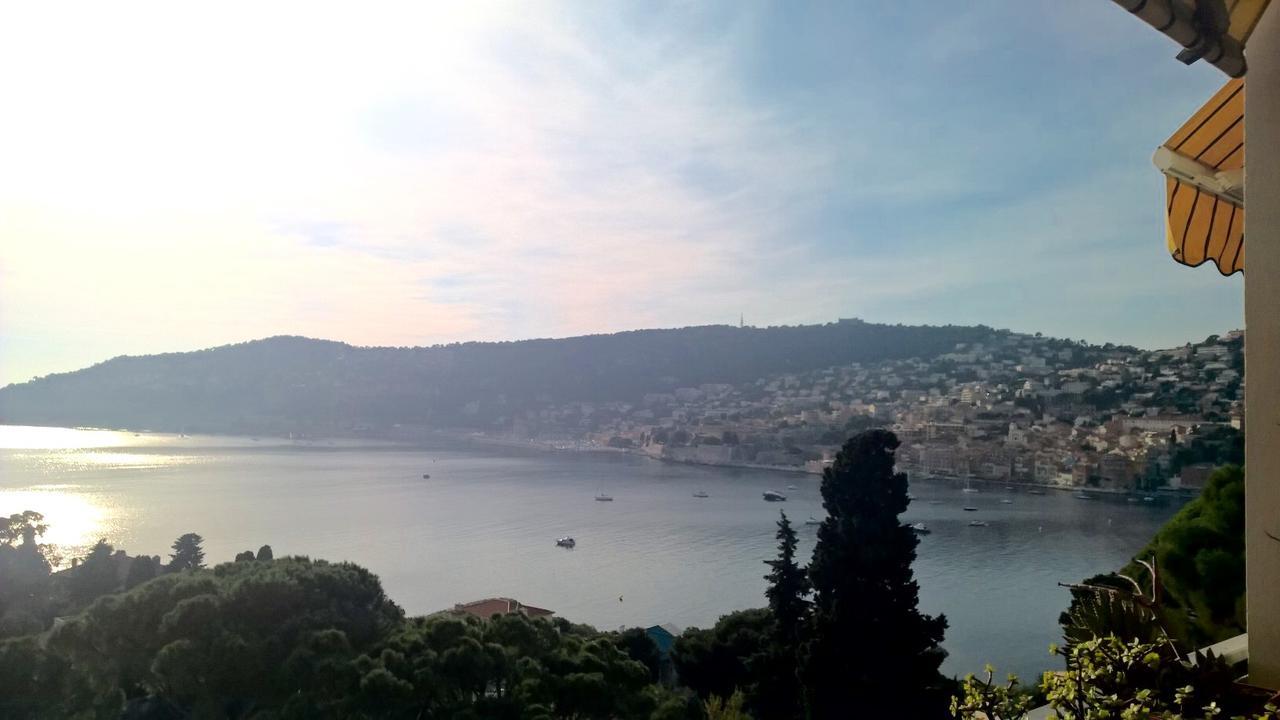 Vintage Flat Overlooking Villefranche Bay Apartamento Exterior foto